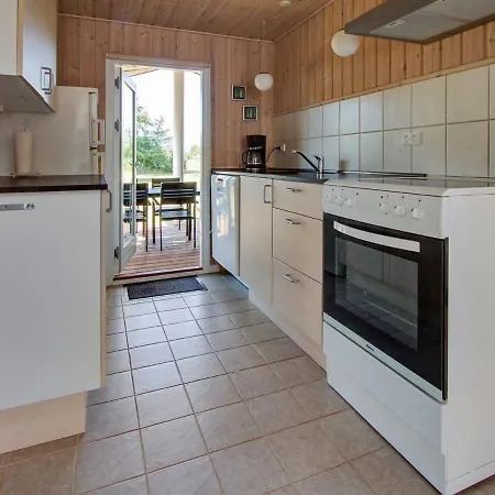 Eilert - 250m From The Sea In Ne Jutland By Interhome